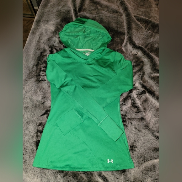 Under Armour Tops - Under Armour Green Long Sleeve Women's Top Size Small